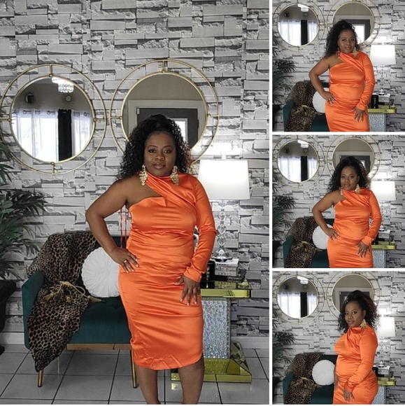 Dress - Picture 1 of 1